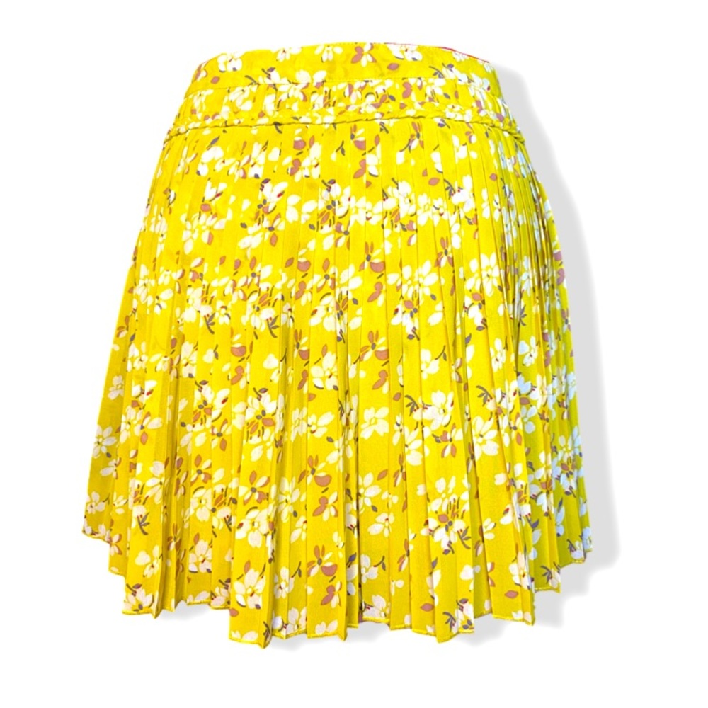 American Eagle Floral Mini Skirt